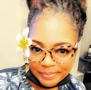 Meet your Posher, Phillisa